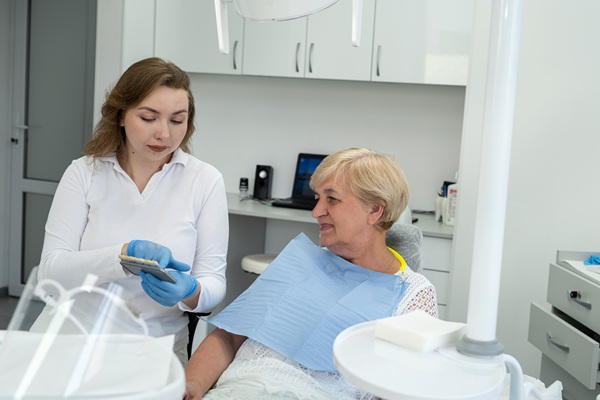 Restore Your  Smile With Teeth In A Day