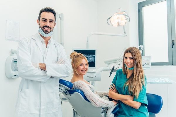 What To Do If You Damage Your Dental Implants